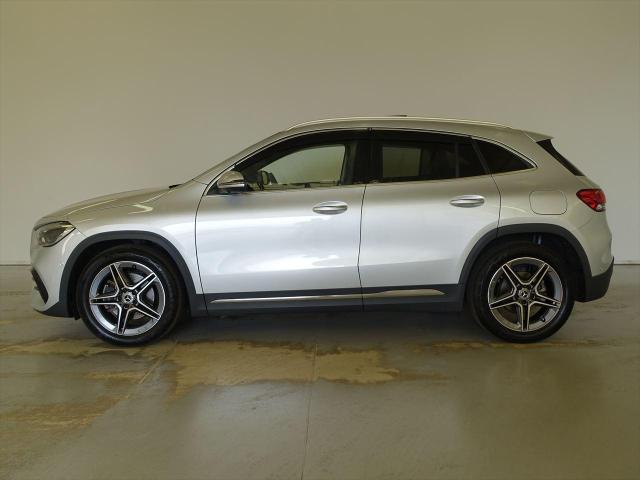 GLA200 d 4MATIC AMGラインパッケージ・アドバンスドパッケージ