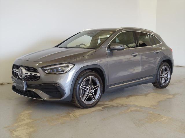 GLA200 d 4MATIC AMGラインパッケージ
