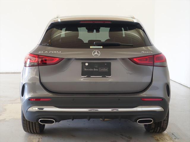 GLA200 d 4MATIC AMGラインパッケージ
