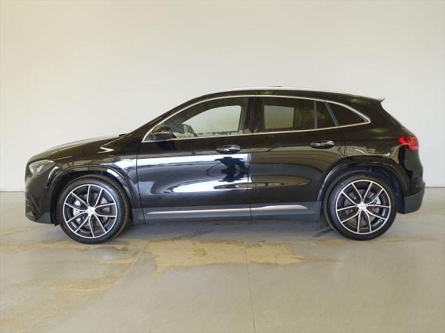 メルセデス‐AMG GLA35 4MATIC AMGパフォーマンスパッケージ・アドバンスドパッケージ