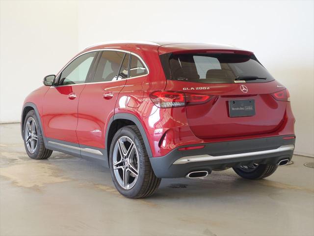 GLA200 d 4MATIC AMGラインパッケージ