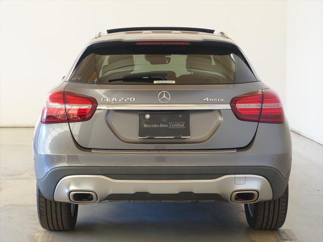 GLA220 4MATIC レーダーセーフティパッケージ・プレミアムパッケージ