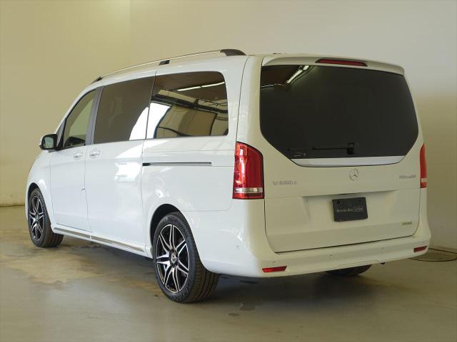 V220 d エクスクルーシブ ロング プラチナスイート