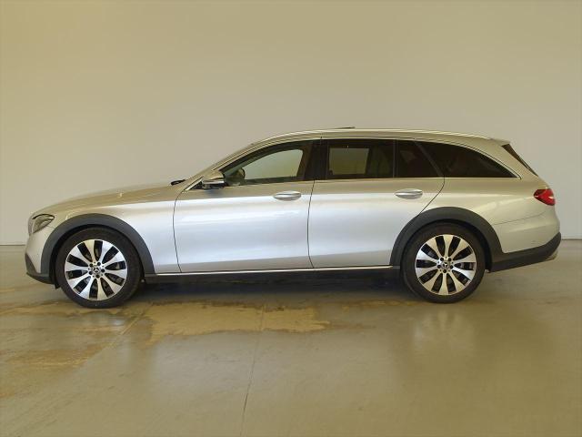 E220 d 4MATIC オールテレイン エクスクルーシブパッケージ