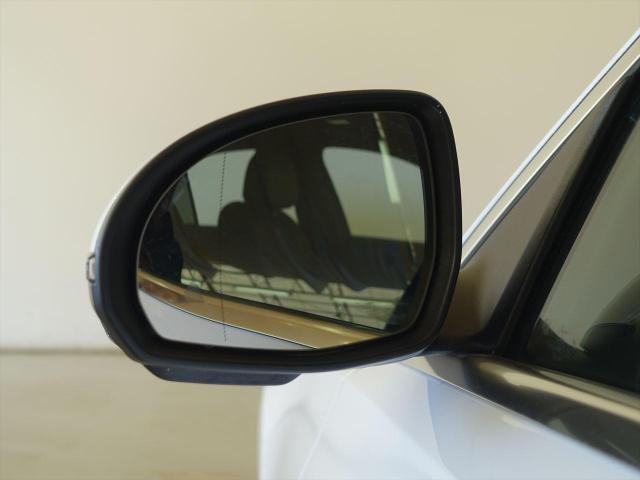 C200 4MATIC アバンギャルド AMGラインパッケージ・レザーエクスクルーシブパッケージ・ベーシックパッケージ・ドライバーズパッケージ
