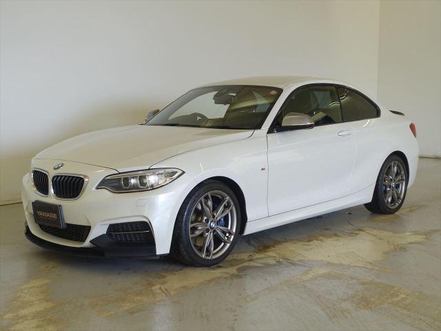 M240i クーペ