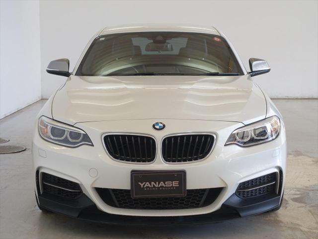 M240i クーペ