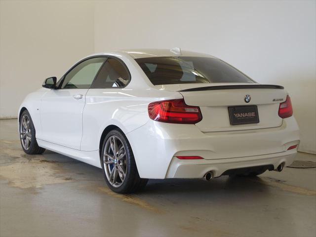 M240i クーペ