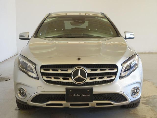 GLA220 4MATIC レーダーセーフティパッケージ・プレミアムパッケージ
