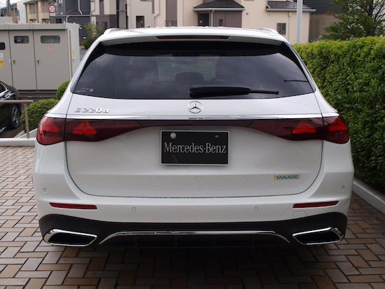 E220 ステーションワゴン アバンギャルド AMGラインパッケージ・レザーエクスクルーシブパッケージ・アドバンスドパッケージ・デジタルインテリアパッケージ