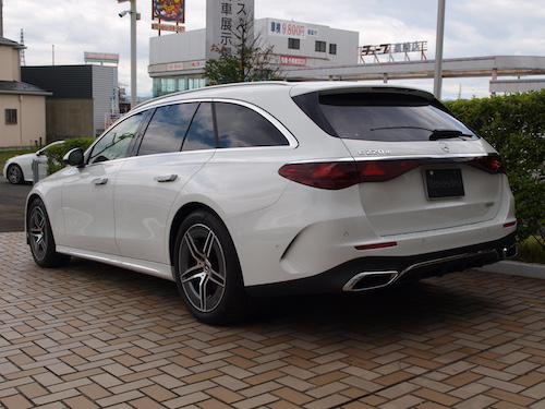 E220 ステーションワゴン アバンギャルド AMGラインパッケージ・レザーエクスクルーシブパッケージ・アドバンスドパッケージ・デジタルインテリアパッケージ