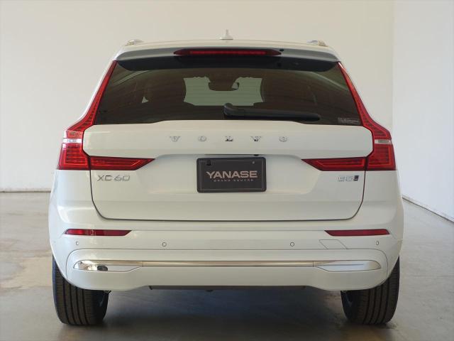 XC60 アルティメット B5 AWD