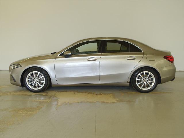 A250 4MATIC セダン レーダーセーフティパッケージ・ナビゲーションパッケージ