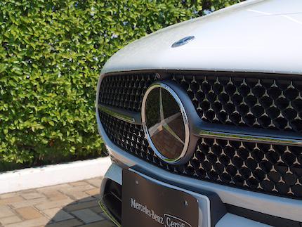 A200 d AMGラインパッケージ・AMGレザーエクスクルーシブパッケージ・アドバンスドパッケージ