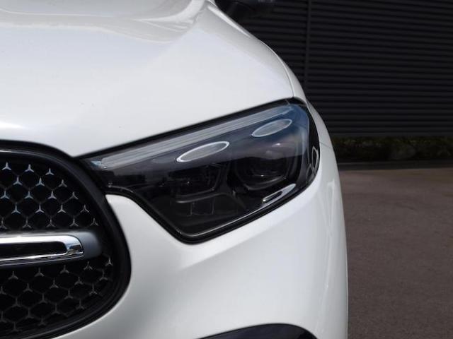 GLC220 d 4MATIC クーペ AMGラインパッケージ・ドライバーズパッケージ