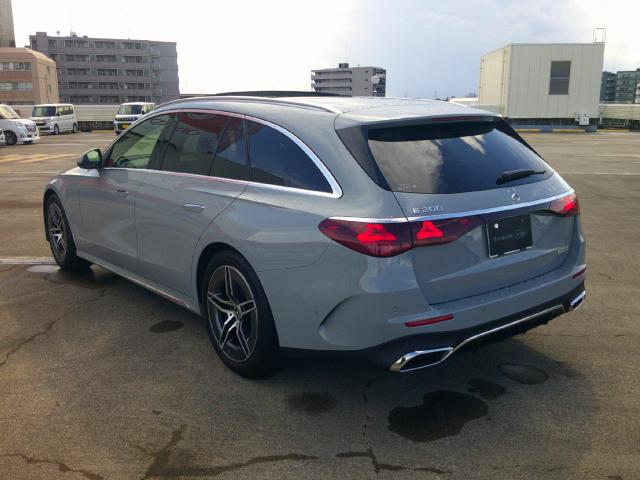 E200 ステーションワゴン アバンギャルド AMGラインパッケージ・レザーエクスクルーシブパッケージ・アドバンスドパッケージ・デジタルインテリアパッケージ