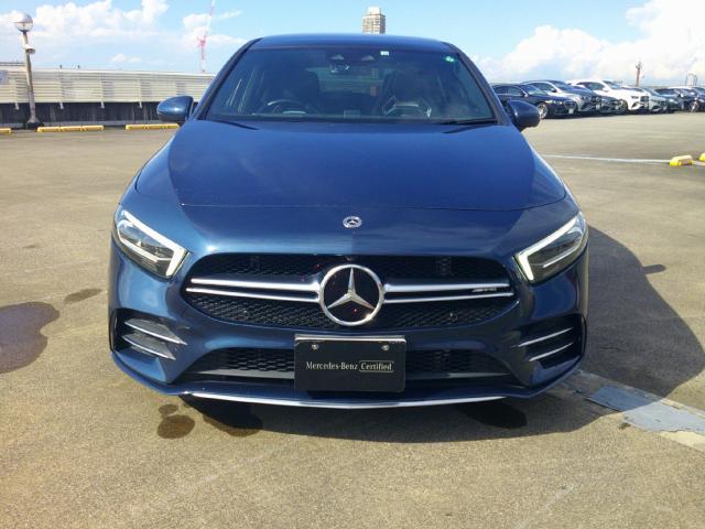 メルセデス‐AMG A35 4MATIC AMGパフォーマンスパッケージ・AMGアドバンスドパッケージ