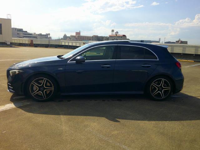 メルセデス‐AMG A35 4MATIC AMGパフォーマンスパッケージ・AMGアドバンスドパッケージ