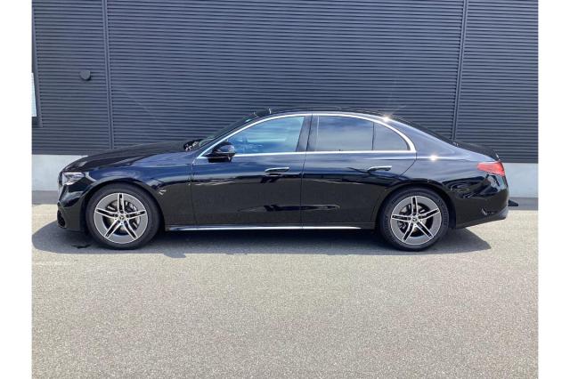 E200 アバンギャルド AMGラインパッケージ・レザーエクスクルーシブパッケージ・アドバンスドパッケージ・デジタルインテリアパッケージ