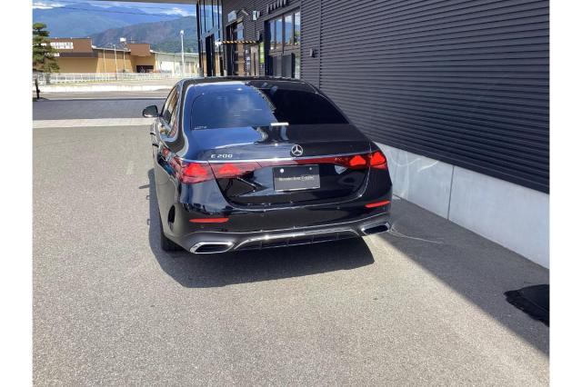 E200 アバンギャルド AMGラインパッケージ・レザーエクスクルーシブパッケージ・アドバンスドパッケージ・デジタルインテリアパッケージ