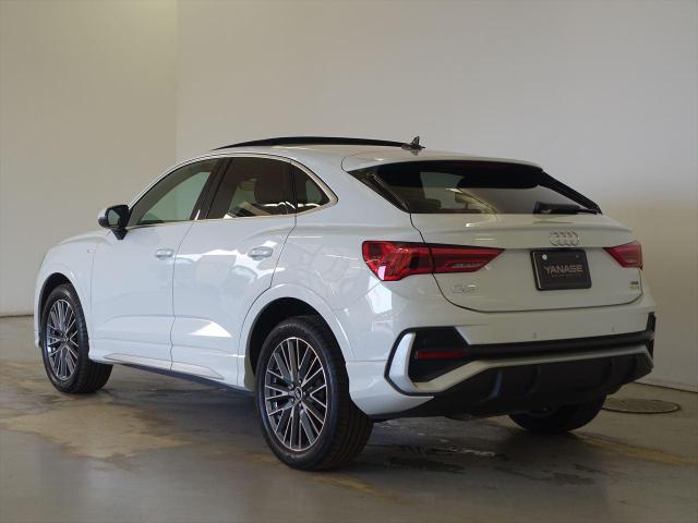 Q3 スポーツバック 35 TDI クワトロ Sライン