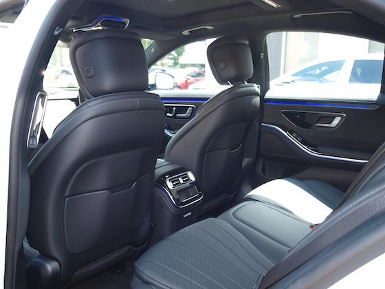 S450 d 4MATIC AMGラインパッケージ・ベーシックパッケージ