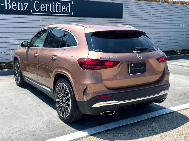 GLA200 d 4MATIC AMGラインパッケージ