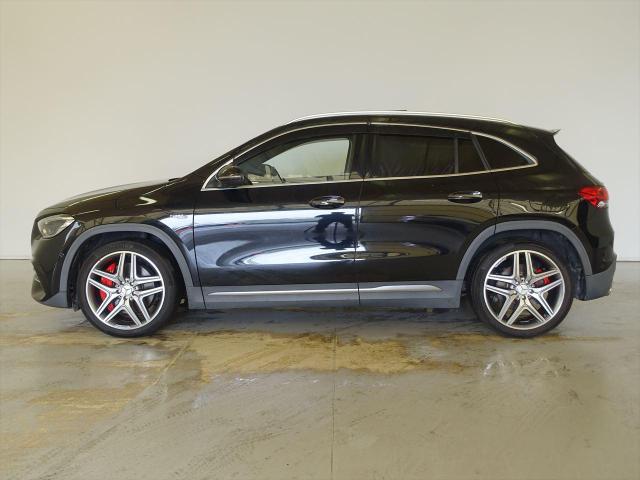 メルセデス‐AMG GLA45 S 4MATIC+ AMGパフォーマンスパッケージ・AMGアドバンスドパッケージ