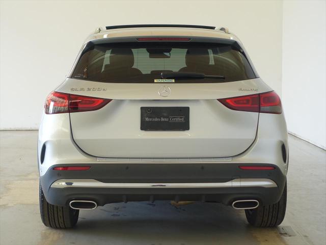 GLA200 d 4MATIC AMGライン AMGレザーエクスクルーシブパッケージ・アドバンスドパッケージ・ナビゲーションパッケージ