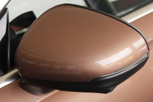 A200 d セダン AMGラインパッケージ・AMGレザーエクスクルーシブパッケージ・アドバンスドパッケージ
