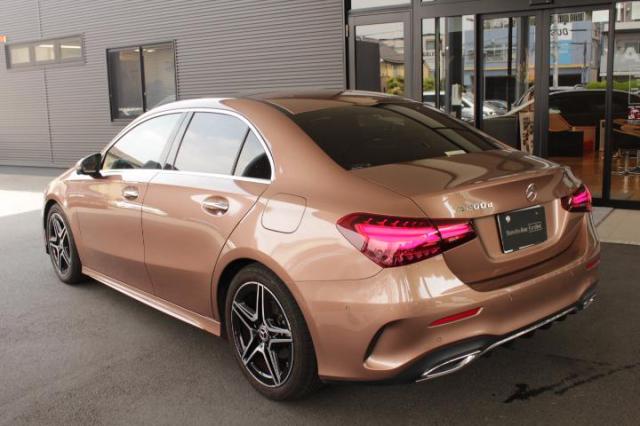 A200 d セダン AMGラインパッケージ・AMGレザーエクスクルーシブパッケージ・アドバンスドパッケージ