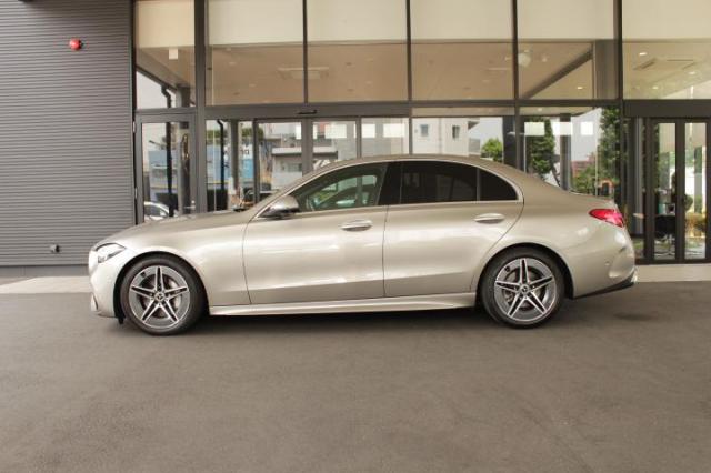 C200 アバンギャルド AMGラインパッケージ・レザーエクスクルーシブパッケージ・ベーシックパッケージ
