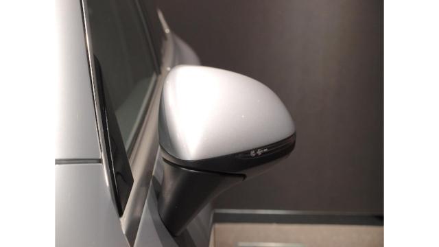 GLC220 d 4MATIC クーペ AMGラインパッケージ・AMGレザーエクスクルーシブパッケージ・ドライバーズパッケージ