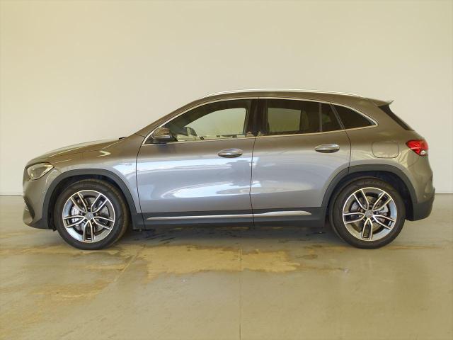 メルセデス‐AMG GLA35 4MATIC ナビゲーションパッケージ