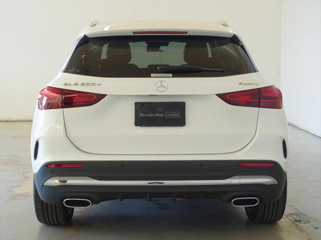 GLA200 d 4MATIC AMGラインパッケージ
