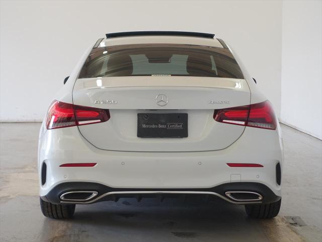 A250 4MATIC セダン AMGレザーエクスクルーシブパッケージ・レーダーセーフティパッケージ・アドバンスドパッケージ・ナビゲーションパッケージ