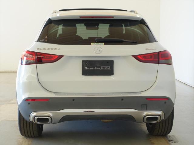 GLA200 d 4MATIC ナビゲーションパッケージ