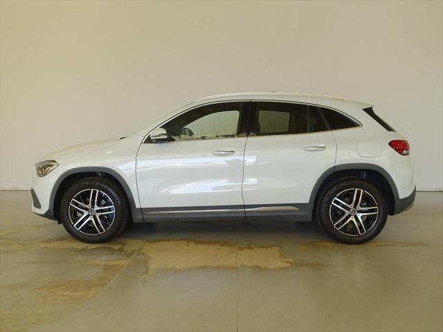 GLA200 d 4MATIC ナビゲーションパッケージ