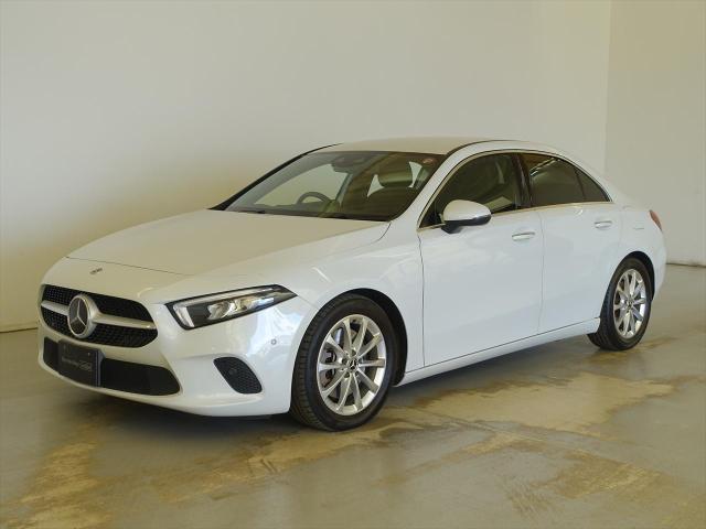 A250 4MATIC セダン レーダーセーフティパッケージ・ナビゲーションパッケージ