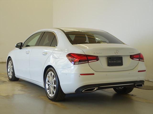 A250 4MATIC セダン レーダーセーフティパッケージ・ナビゲーションパッケージ