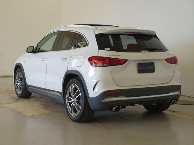 メルセデス‐AMG GLA35 4MATIC AMGパフォーマンスパッケージ・AMGアドバンスドパッケージ