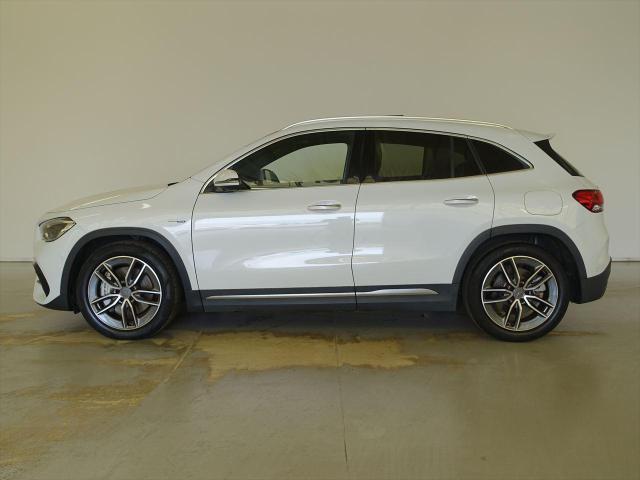 メルセデス‐AMG GLA35 4MATIC AMGパフォーマンスパッケージ・AMGアドバンスドパッケージ