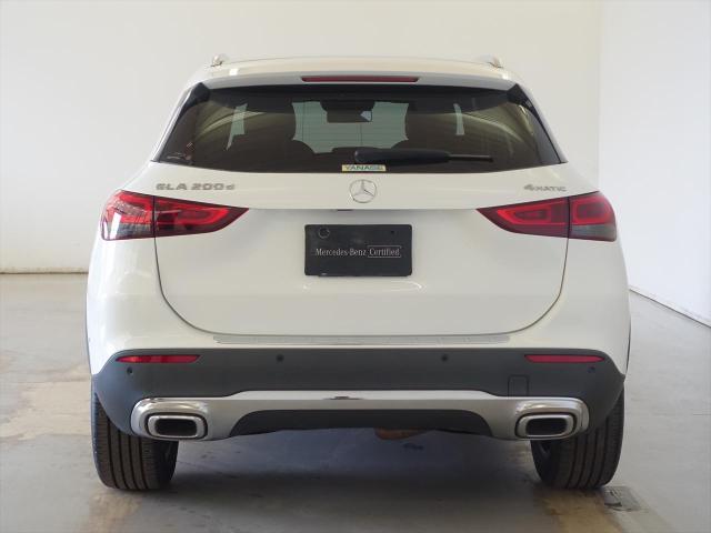 GLA200 d 4MATIC ナビゲーションパッケージ