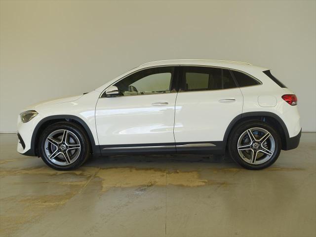 GLA200 d 4MATIC AMGライン ナビゲーションパッケージ