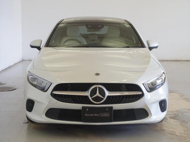 A250 4MATIC セダン レザーエクスクルーシブパッケージ・レーダーセーフティパッケージ・アドバンスドパッケージ・ナビゲーションパッケージ