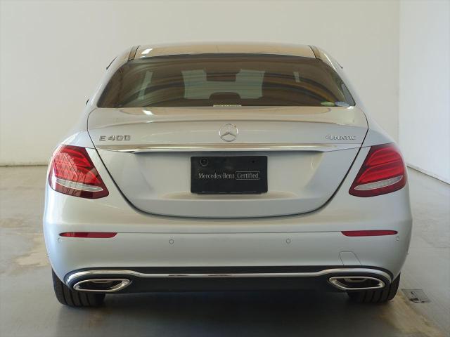 E400 4MATIC エクスクルーシブ