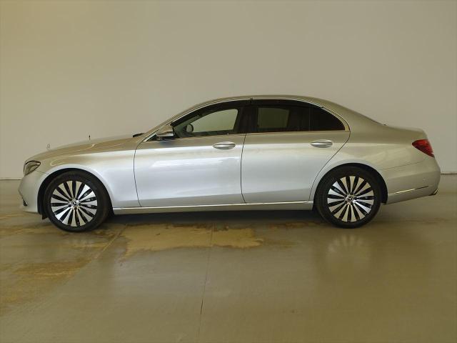 E400 4MATIC エクスクルーシブ
