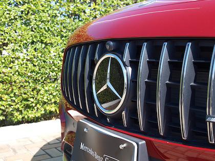 メルセデス‐AMG GLA35 4MATIC AMGパフォーマンスパッケージ・アドバンスドパッケージ