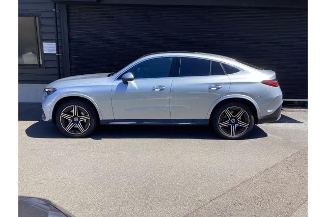 GLC220 d 4MATIC クーペ AMGラインパッケージ・ドライバーズパッケージ
