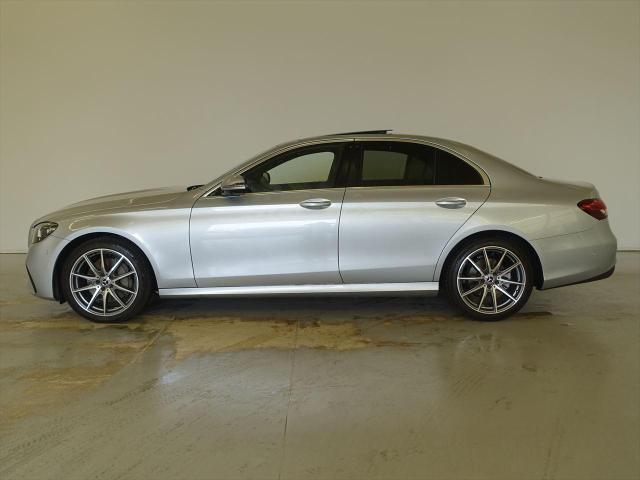 E300 スポーツ エクスクルーシブパッケージ